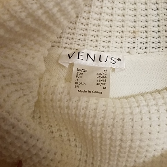 Sweater - Picture 3 of 4